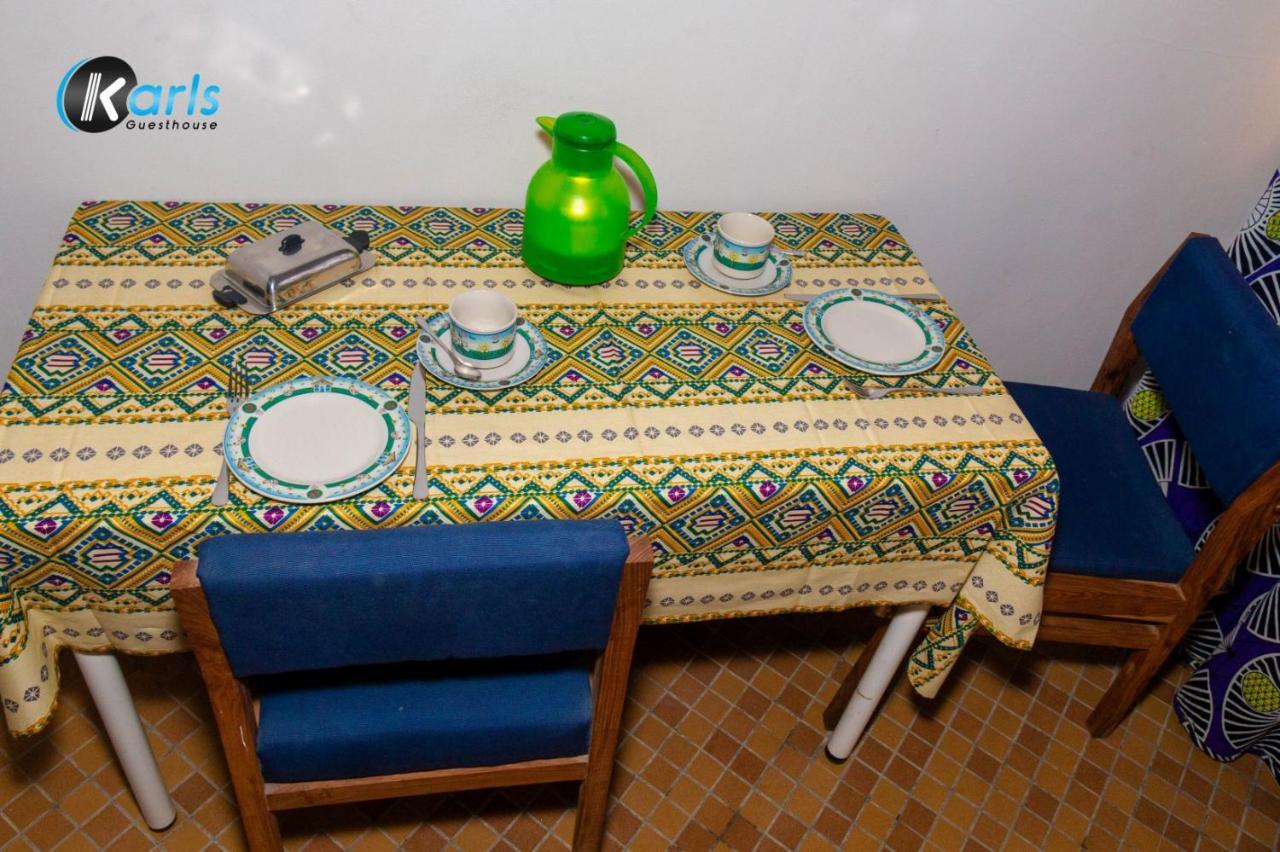 Karls Guesthouse コトヌー エクステリア 写真