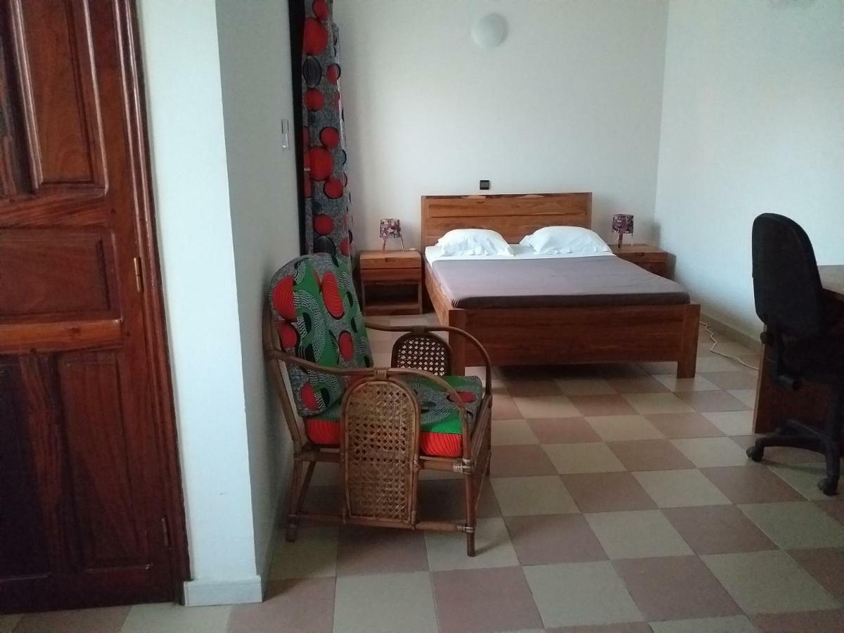 Karls Guesthouse コトヌー エクステリア 写真